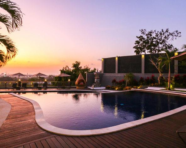 泳池漂浮早餐→VILLA內自由活動→庫塔市區逛街→贈送:咖啡工廠【真】麝香貓咖啡一杯→百萬網紅伴手禮小店→VILLA BBQ派對之夜+賓果競賽 (各種獎品等爸媽幫小朋友贏回來喔)