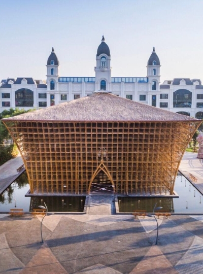 台北→富國島→越南必吃(黃煎餅+春捲總匯)→富國大世界威尼斯水舞燈光秀