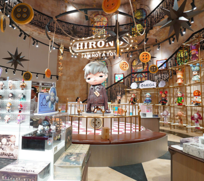 巴拿山太陽世界(小法國山城、Fantasy Park奇幻樂園、黃金佛手橋、靈應寺、纜車、園內自助午餐)→澎派海鮮火鍋→山茶夜市