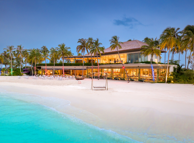 一島一飯店渡假村自由活動(HB早晚餐) 